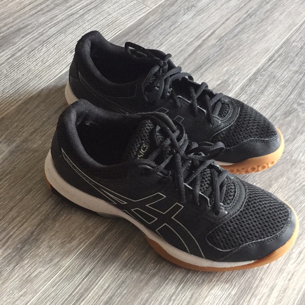 Volleyball Shoes Size 6 1/2